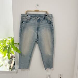 Gap Girlfriend Mid Rise Jeans Size 20R